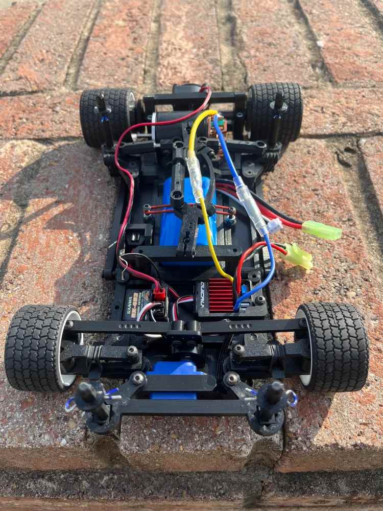 123-QHR-03 Qlub Spec GT12 Kit- BUILT — photo 5