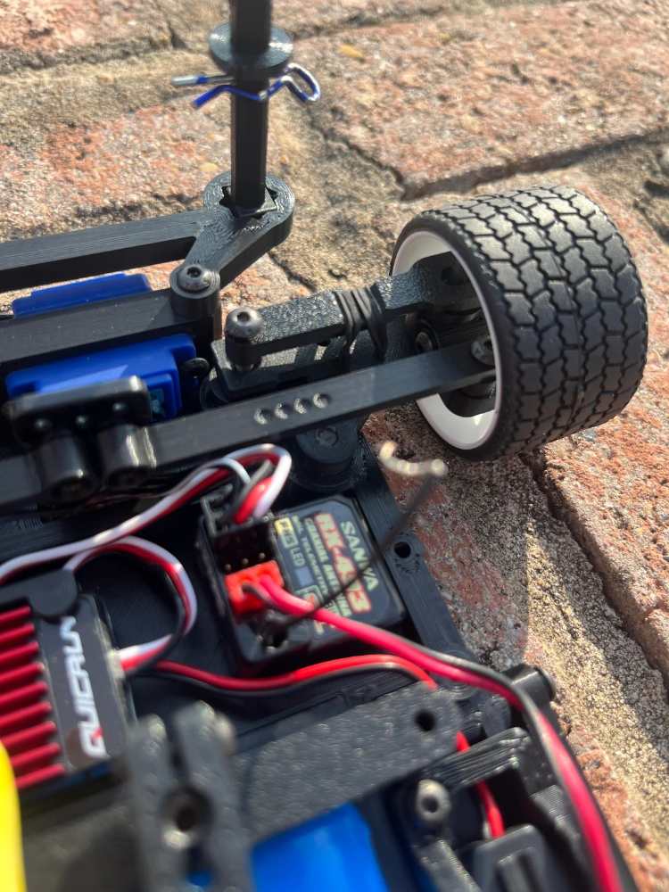 123-QHR-03 Qlub Spec GT12 Kit- BUILT — photo 8